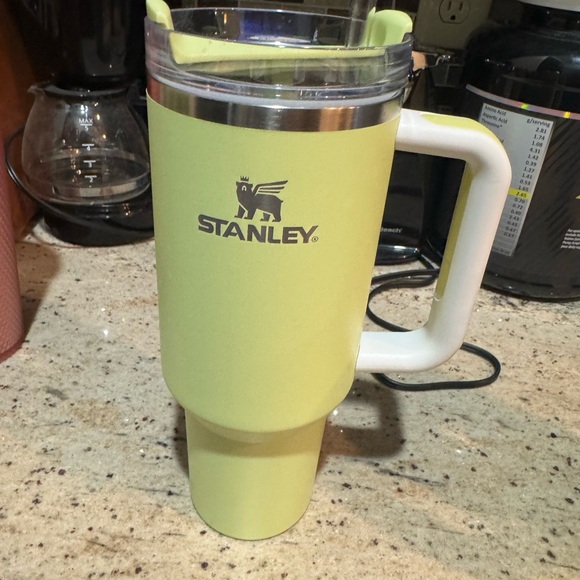 Stanley Lime Green Travel Mug with Handle - Picture 1 of 6
